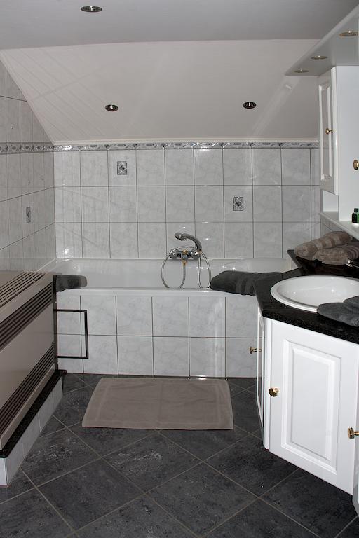 B&B Tiskeshof Тиенен/Тийнен Стая снимка